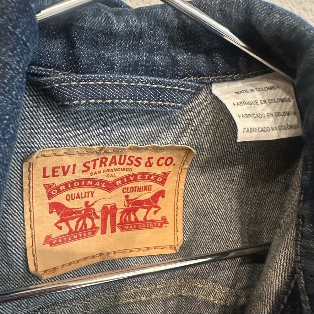 Levi’s | L | Men’s medium wash Trucker Denim Jacket (Size L) - Picture 4 of 10